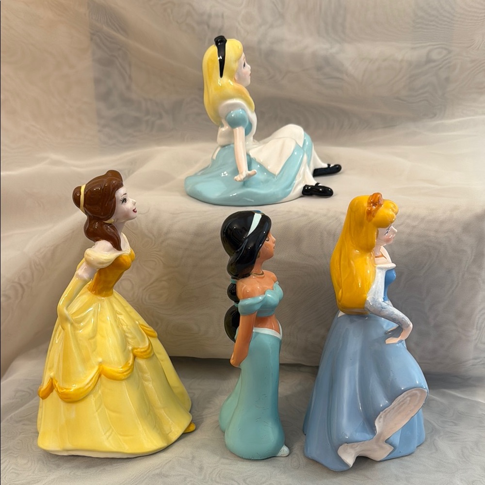 Disney VTG Ceramic Figurines - Picture 5 of 8